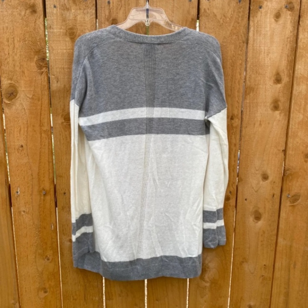 GAP Grey and White Waterfall Cardigan - Picture 2 of 3
